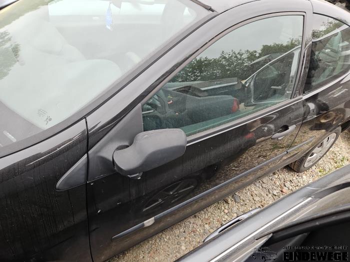 Renault Clio III 1.2 16V 65 Sloopvoertuig (2006, Zwart)