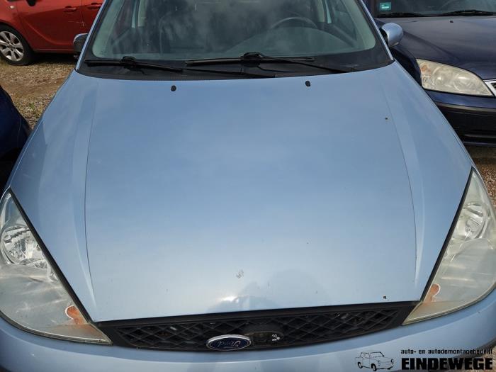 Ford Focus 1 1.6 16V Skrotfordon (2004, GRIJS)
