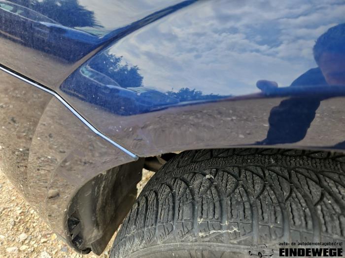 Ford Mondeo III Wagon 1.8 16V Skrotfordon (2005, BLAUW)