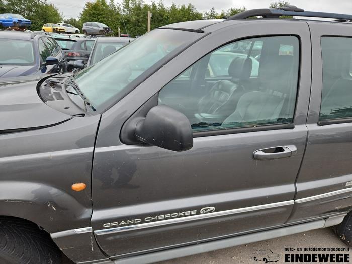 Jeep Grand Cherokee 2.7 CRD 20V Samochód złomowany (2004, Szary)