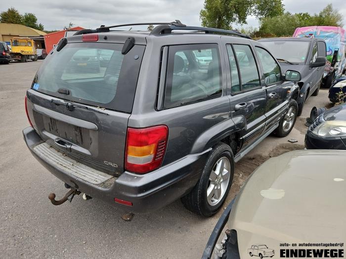 Jeep Grand Cherokee 2.7 CRD 20V Samochód złomowany (2004, Szary)