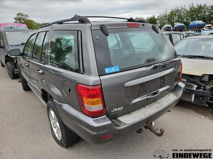 Jeep Grand Cherokee 2.7 CRD 20V Samochód złomowany (2004, Szary)
