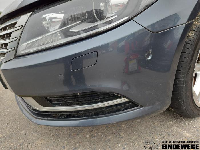 Volkswagen Passat 2.0 TDI 16V 140 Skrotfordon (2012, GRIJS)