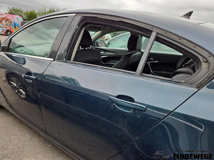 Opel Insignia 2.0 CDTI 16V 140 ecoFLEX Sloopvoertuig (2015, Groen)