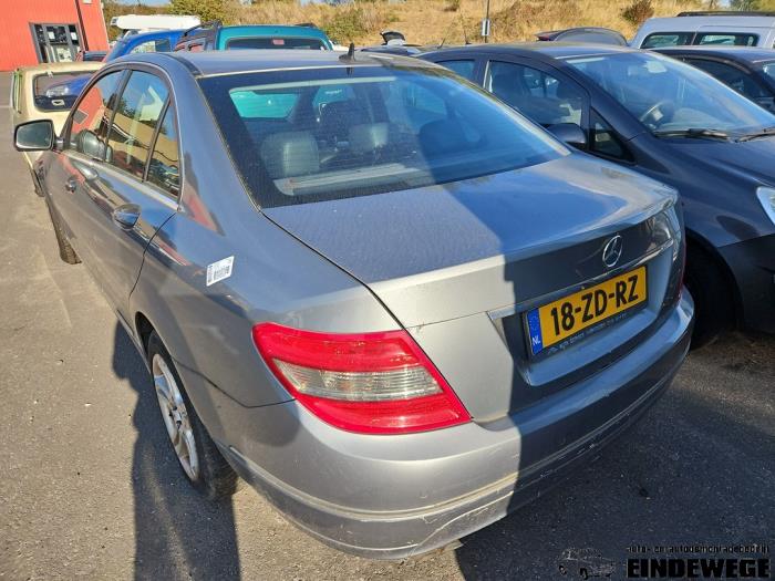 Mercedes C 2.2 C-200 CDI 16V Skrotfordon (2008, GRIJS)