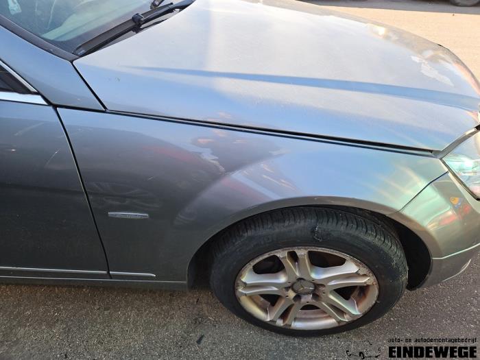 Mercedes C 2.2 C-200 CDI 16V Skrotfordon (2008, GRIJS)