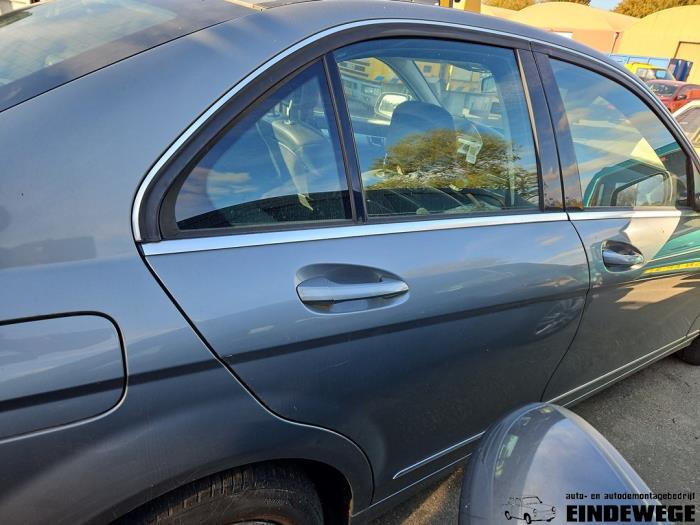Mercedes C 2.2 C-200 CDI 16V Skrotfordon (2008, GRIJS)