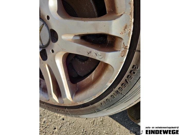 Mercedes C 2.2 C-200 CDI 16V Skrotfordon (2008, GRIJS)