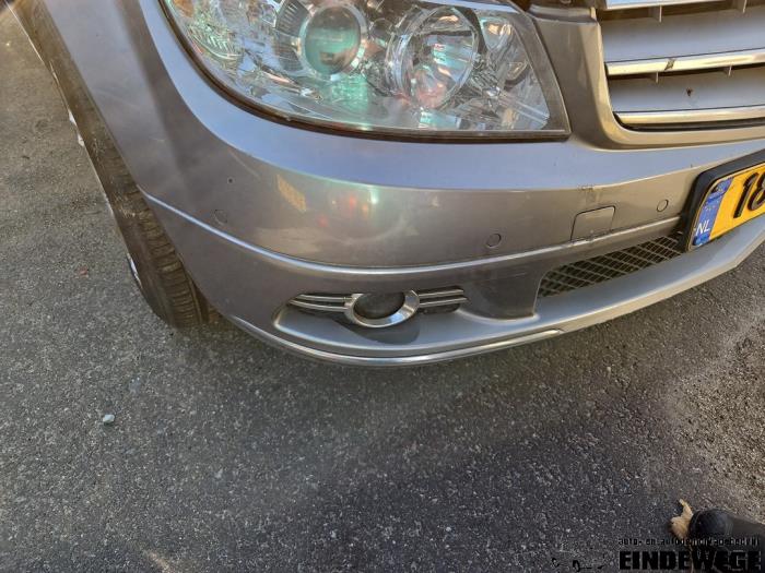 Mercedes C 2.2 C-200 CDI 16V Skrotfordon (2008, GRIJS)