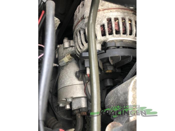 Volvo S60 I 2.4 20V 170 Skrotfordon (2001, GRIJS)