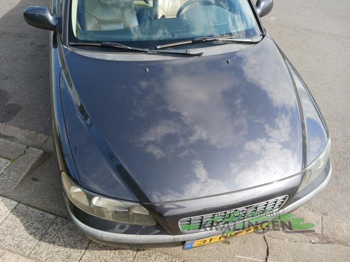 Volvo S60 I 2.4 20V 170 Skrotfordon (2001, GRIJS)