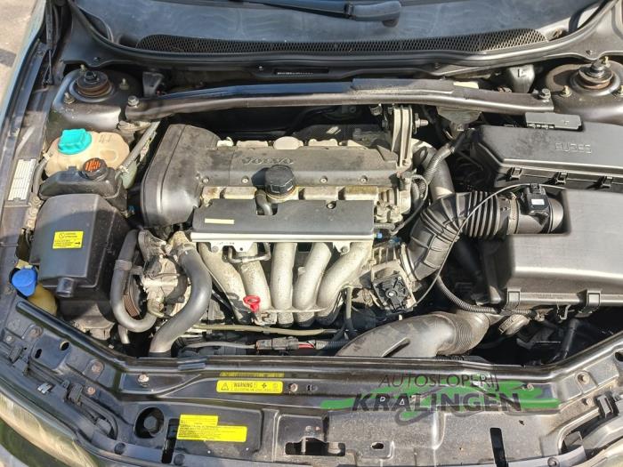 Volvo S60 I 2.4 20V 170 Skrotfordon (2001, GRIJS)