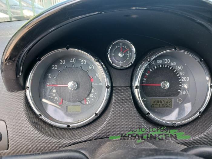 Volkswagen Polo III 1.6 GTI 16V Sloopvoertuig (2000, Zwart)