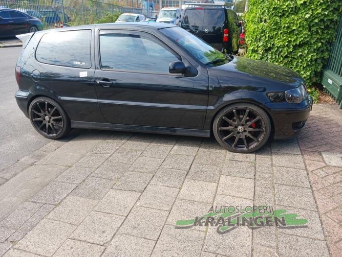 Volkswagen Polo III 1.6 GTI 16V Sloopvoertuig (2000, Zwart)