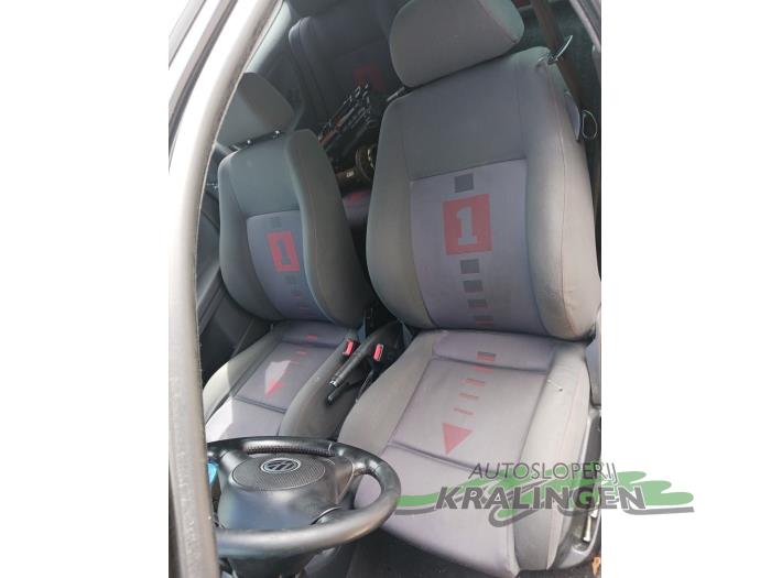 Volkswagen Polo III 1.6 GTI 16V Sloopvoertuig (2000, Zwart)