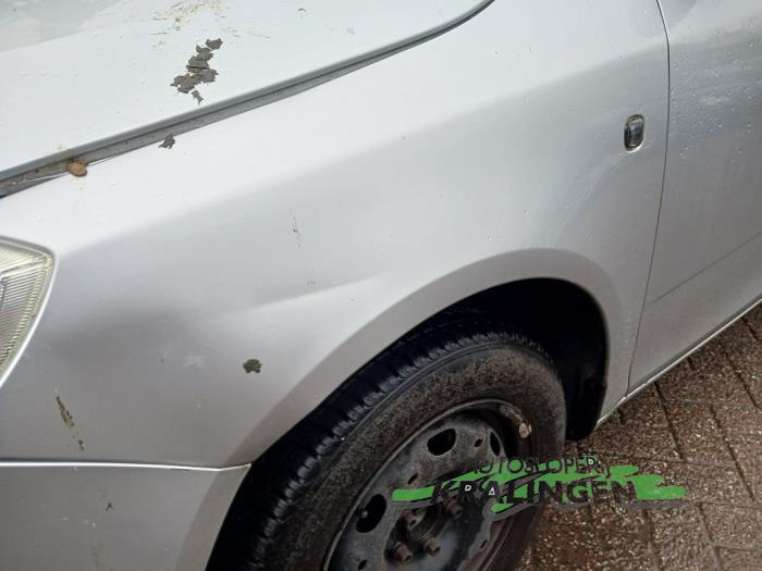 Skoda Fabia II 1.4i 16V Sloopvoertuig (2009, Grijs)