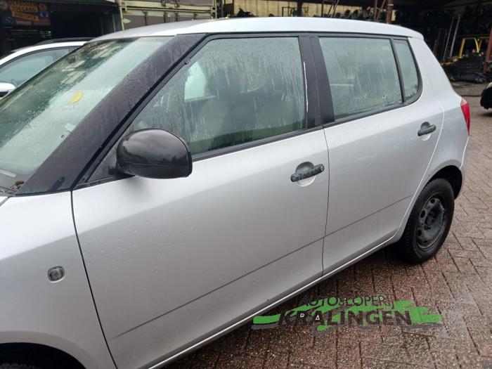 Skoda Fabia II 1.4i 16V Sloopvoertuig (2009, Grijs)