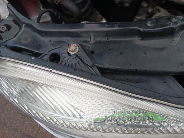 Skoda Fabia II 1.4i 16V Sloopvoertuig (2009, Grijs)