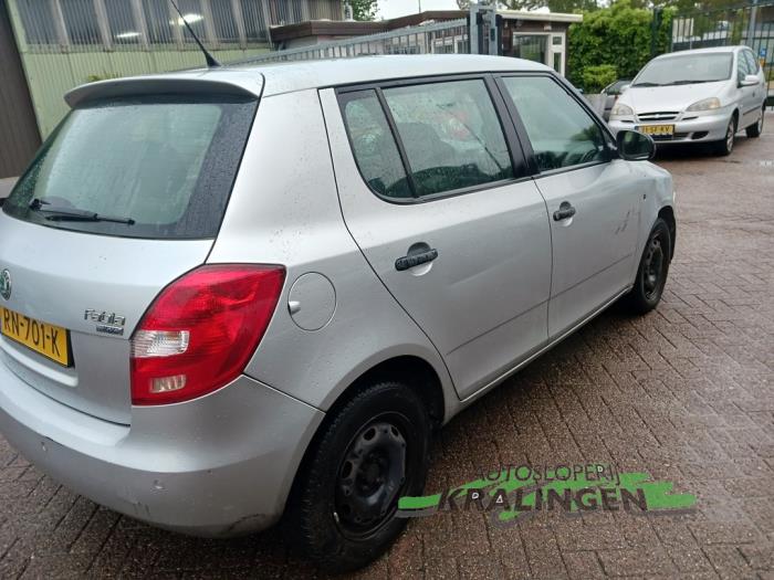 Skoda Fabia II 1.4i 16V Sloopvoertuig (2009, Grijs)