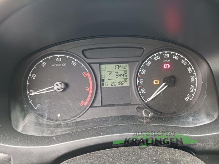 Skoda Fabia II 1.4i 16V Sloopvoertuig (2009, Grijs)