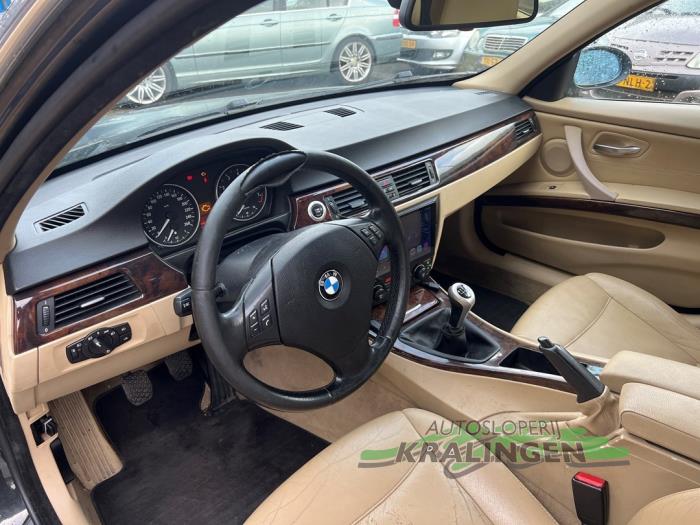 BMW 3 serie 325i 24V Schadevoertuig (2005, Zwart)