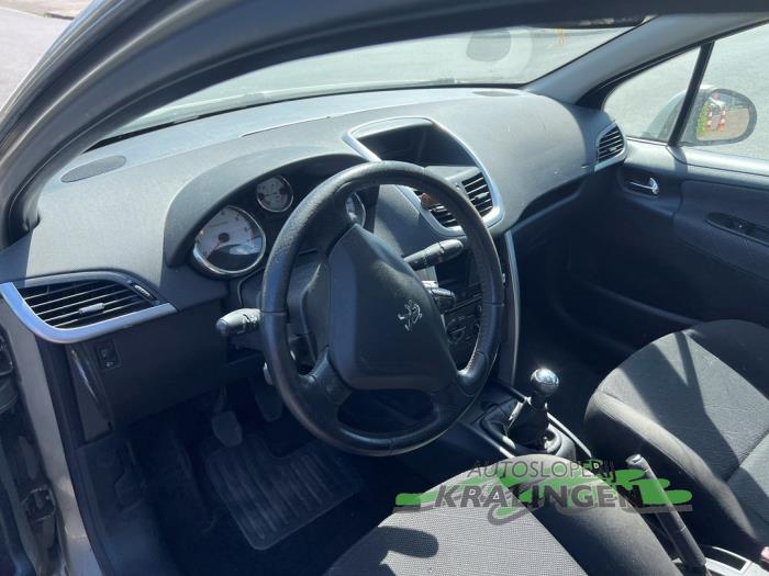 Peugeot 207/207+ 1.4 16V VTi Sloopvoertuig (2009, Grijs)