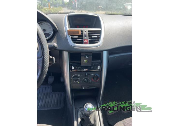 Peugeot 207/207+ 1.4 16V VTi Sloopvoertuig (2009, Grijs)