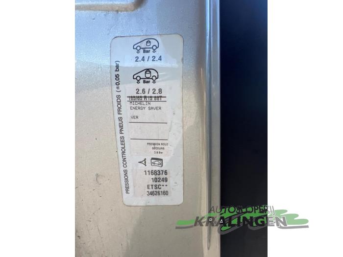 Peugeot 207/207+ 1.4 16V VTi Sloopvoertuig (2009, Grijs)