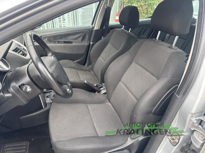 Peugeot 207/207+ 1.6 16V VTi Sloopvoertuig (2008, Grijs)