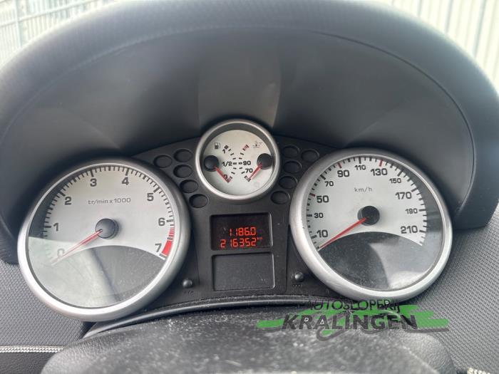 Peugeot 207/207+ 1.6 16V VTi Sloopvoertuig (2008, Grijs)