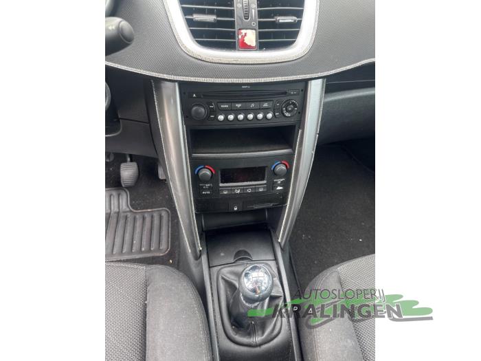 Peugeot 207/207+ 1.6 16V VTi Sloopvoertuig (2008, Grijs)