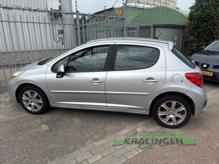 Peugeot 207/207+ 1.6 16V VTi Sloopvoertuig (2008, Grijs)