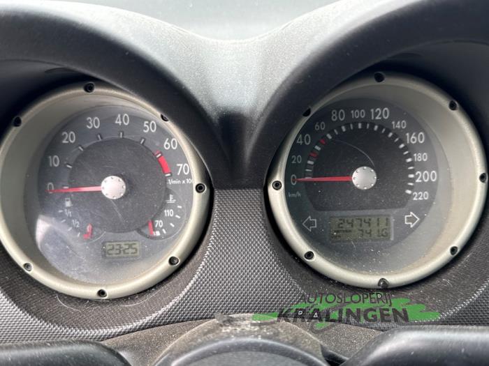 Volkswagen Lupo 1.0 MPi 50 Sloopvoertuig (2002, Groen)