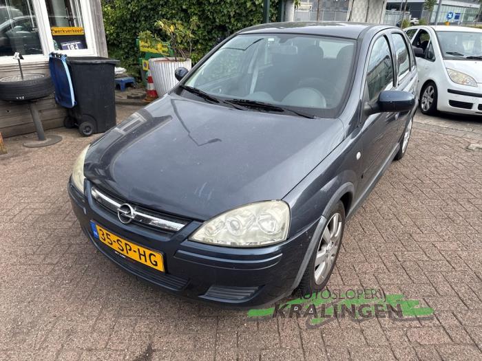 Opel Corsa C 1.2 16V Twin Port Skrotfordon (2006, GRIJS)