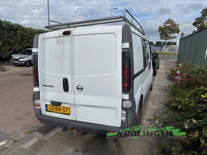 Nissan Primastar 1.9 dCi 80 Schadevoertuig (2004, Graniet)