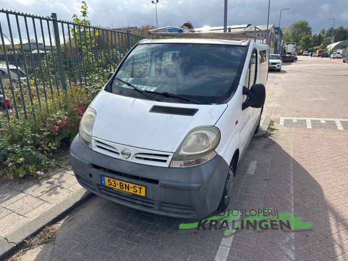 Nissan Primastar 1.9 dCi 80 Schadevoertuig (2004, Graniet)