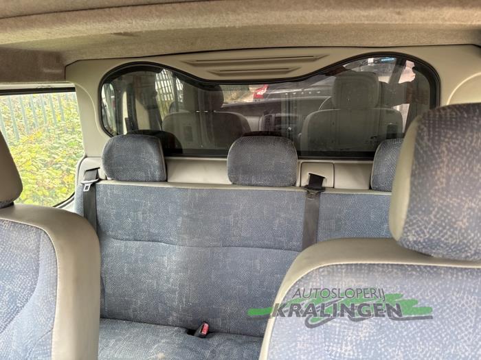 Nissan Primastar 1.9 dCi 80 Schadevoertuig (2004, Graniet)