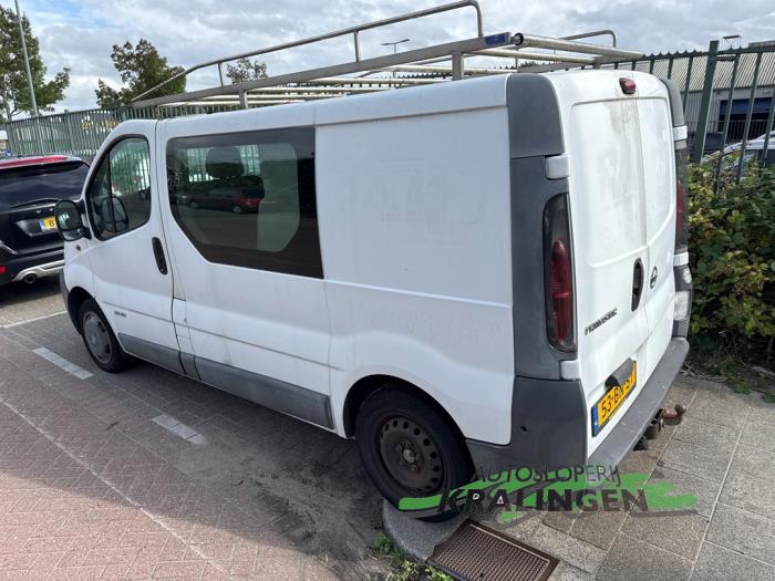 Nissan Primastar 1.9 dCi 80 Schadevoertuig (2004, Graniet)