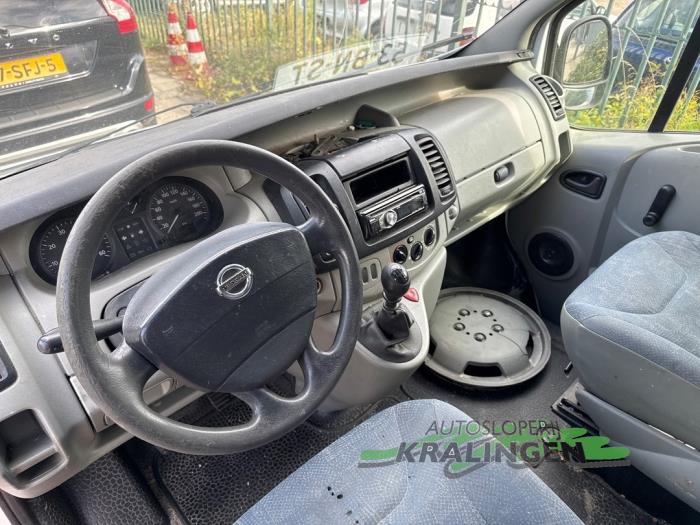 Nissan Primastar 1.9 dCi 80 Schadevoertuig (2004, Graniet)