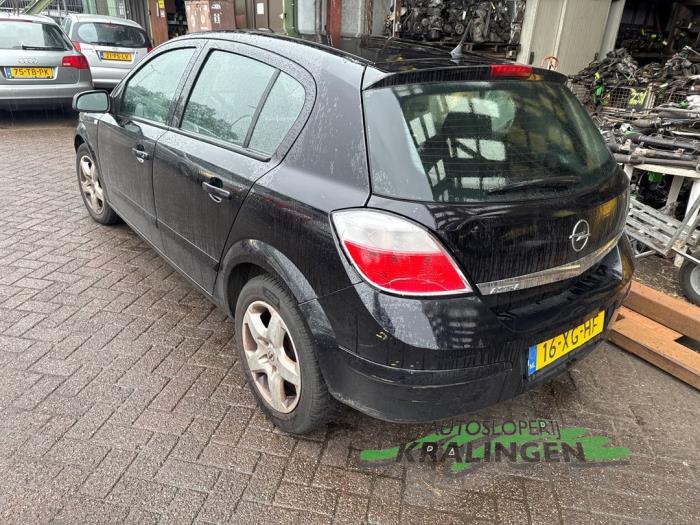 Opel Astra H 1.6 16V Twinport Schadevoertuig (2007, Zwart)