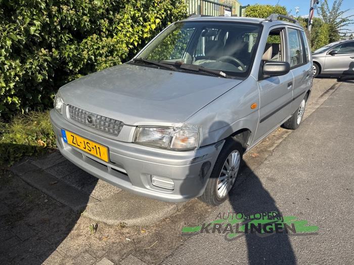 Mazda Demio 1.3 16V Schadevoertuig (1999, Grijs)