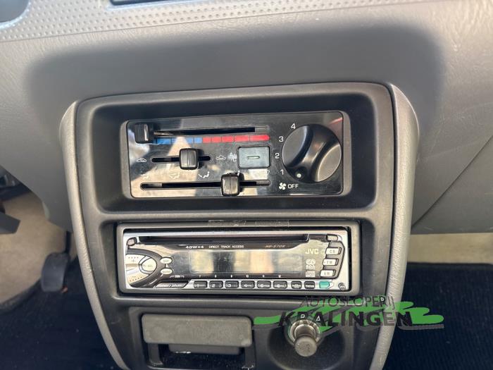 Mazda Demio 1.3 16V Schadevoertuig (1999, Grijs)