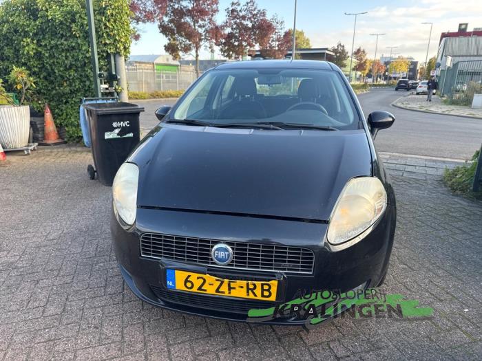 Fiat Grande Punto 1.4 T-Jet 16V Schadevoertuig (2008, Zwart)