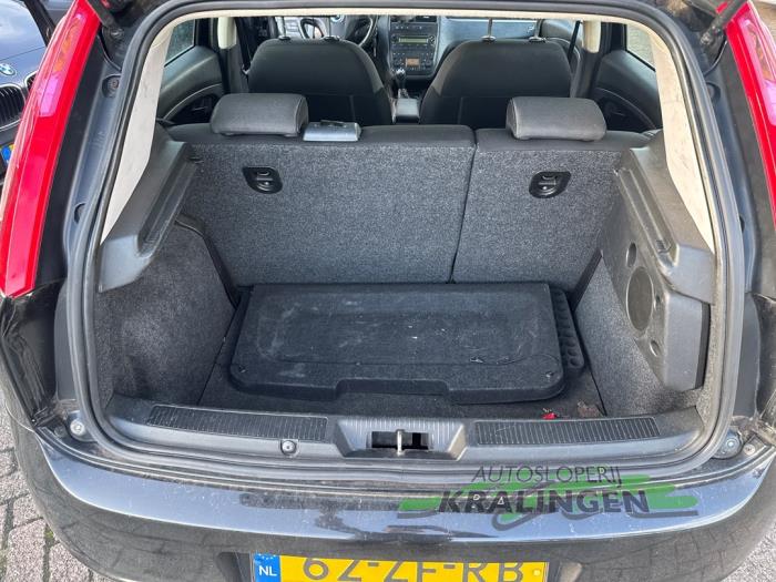 Fiat Grande Punto 1.4 T-Jet 16V Schadevoertuig (2008, Zwart)