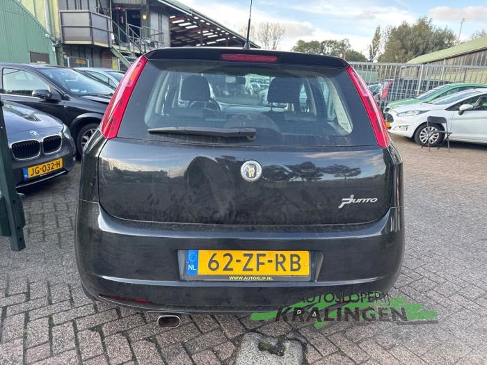 Fiat Grande Punto 1.4 T-Jet 16V Schadevoertuig (2008, Zwart)