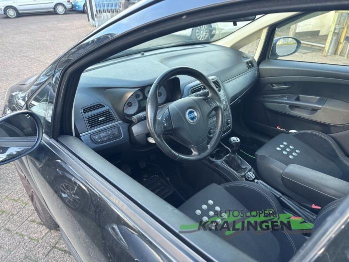 Fiat Grande Punto 1.4 T-Jet 16V Schadevoertuig (2008, Zwart)