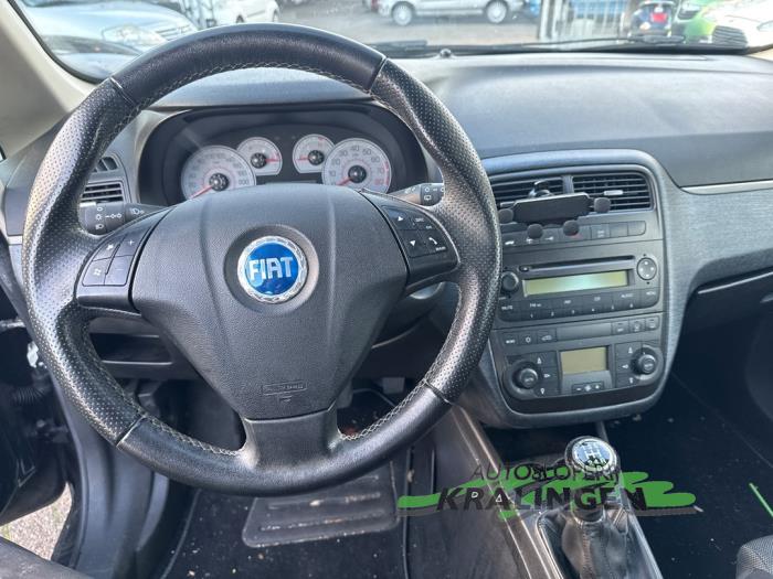 Fiat Grande Punto 1.4 T-Jet 16V Schadevoertuig (2008, Zwart)