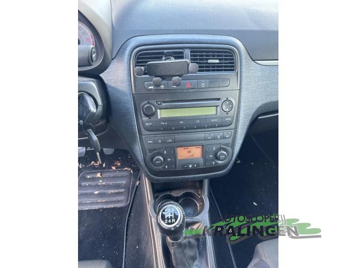 Fiat Grande Punto 1.4 T-Jet 16V Schadevoertuig (2008, Zwart)