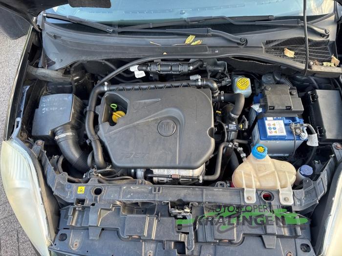 Fiat Grande Punto 1.4 T-Jet 16V Schadevoertuig (2008, Zwart)