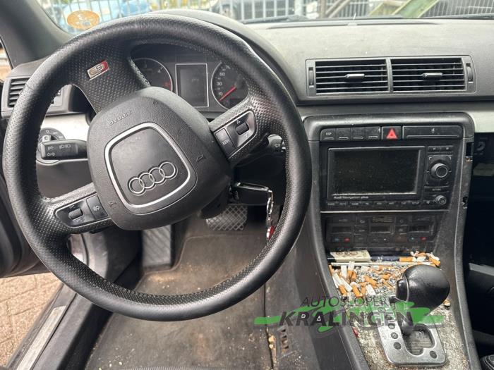 Audi A4 Avant 3.0 TDI V6 24V Quattro Sloopvoertuig (2005, Zwart)